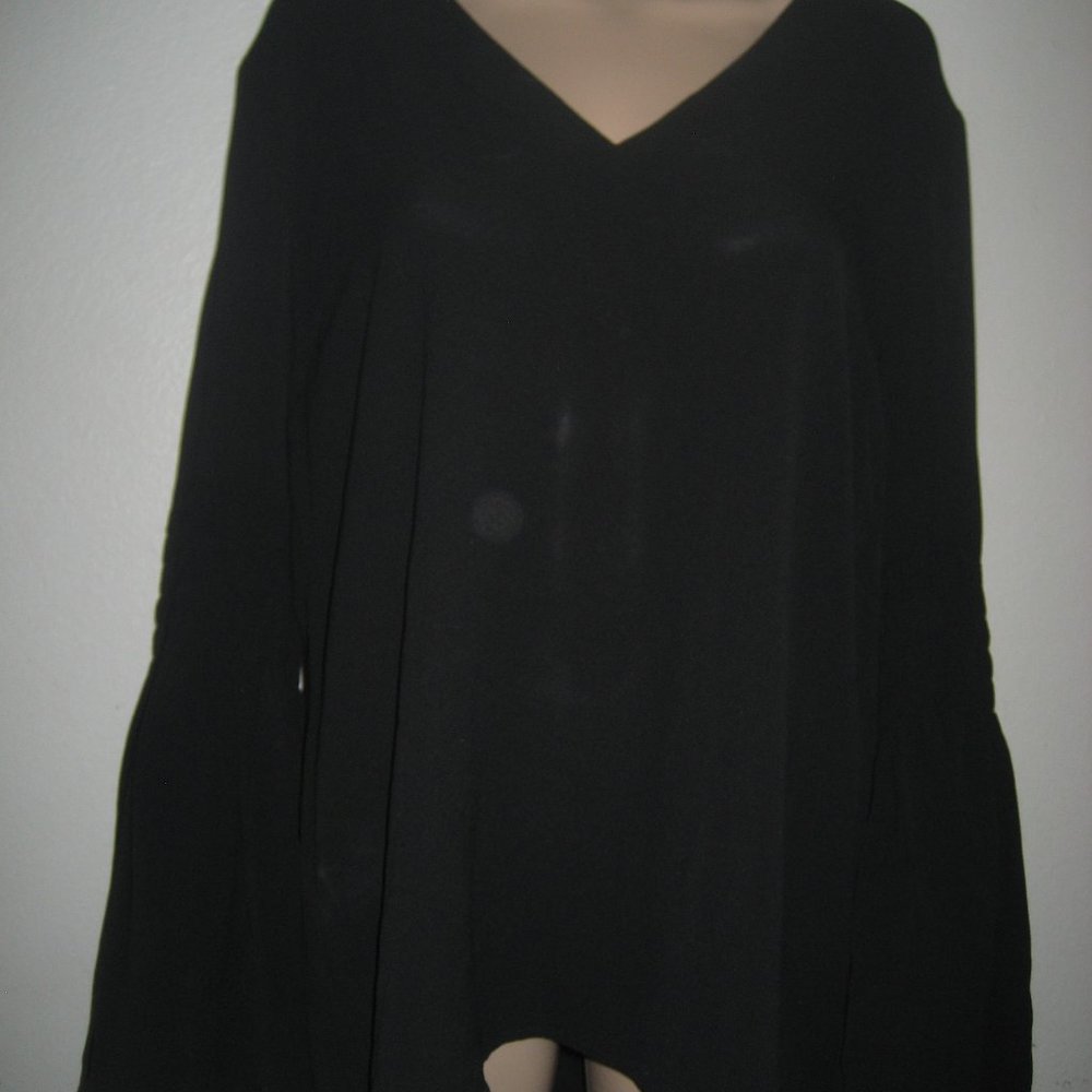 MICHAEL KORS Bell  Sleeve Black Tunic Blouse Size L NWT